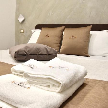 Les 3 Chambres Lecce Bagian luar foto