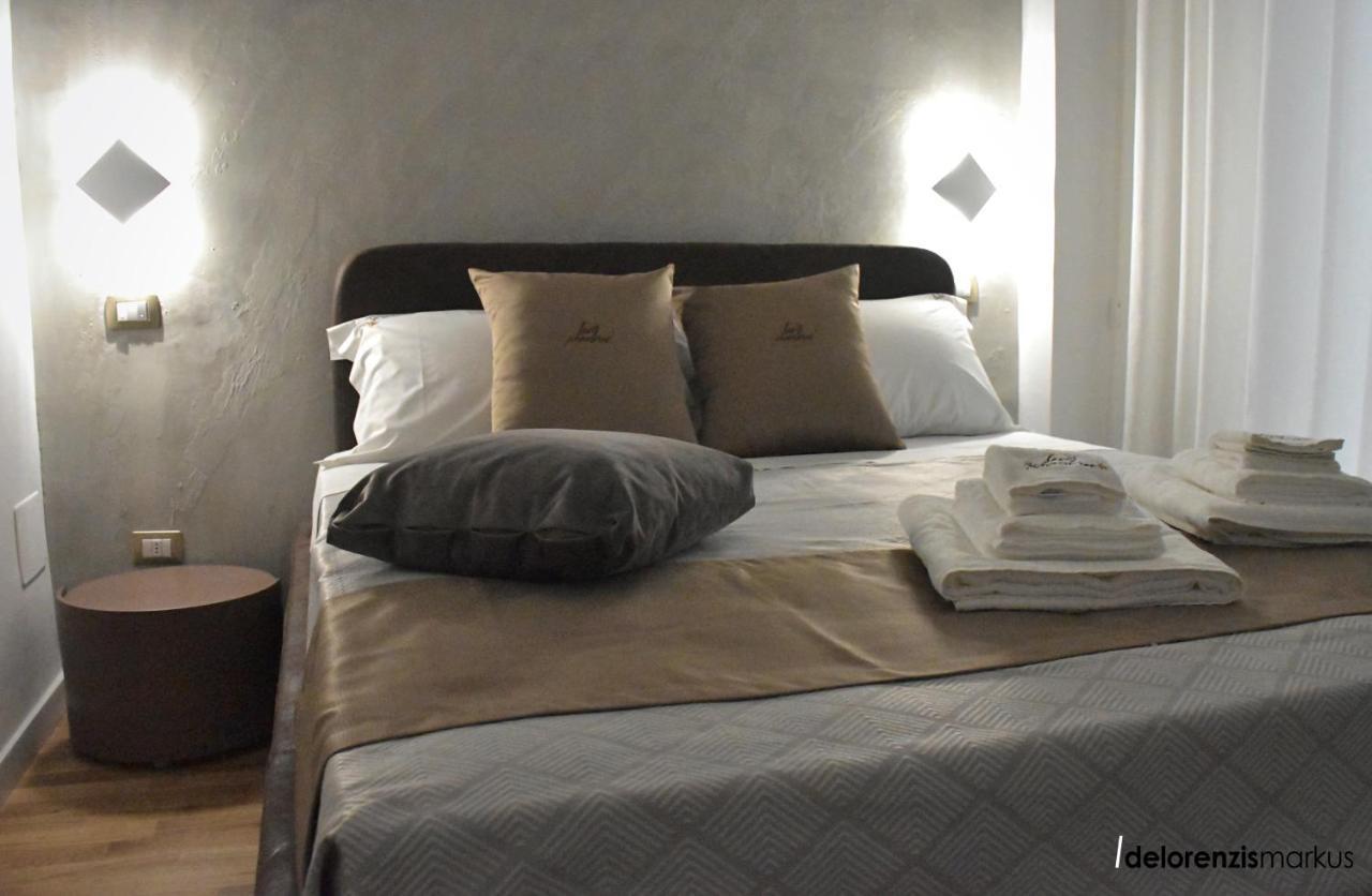 Les 3 Chambres Lecce Bagian luar foto