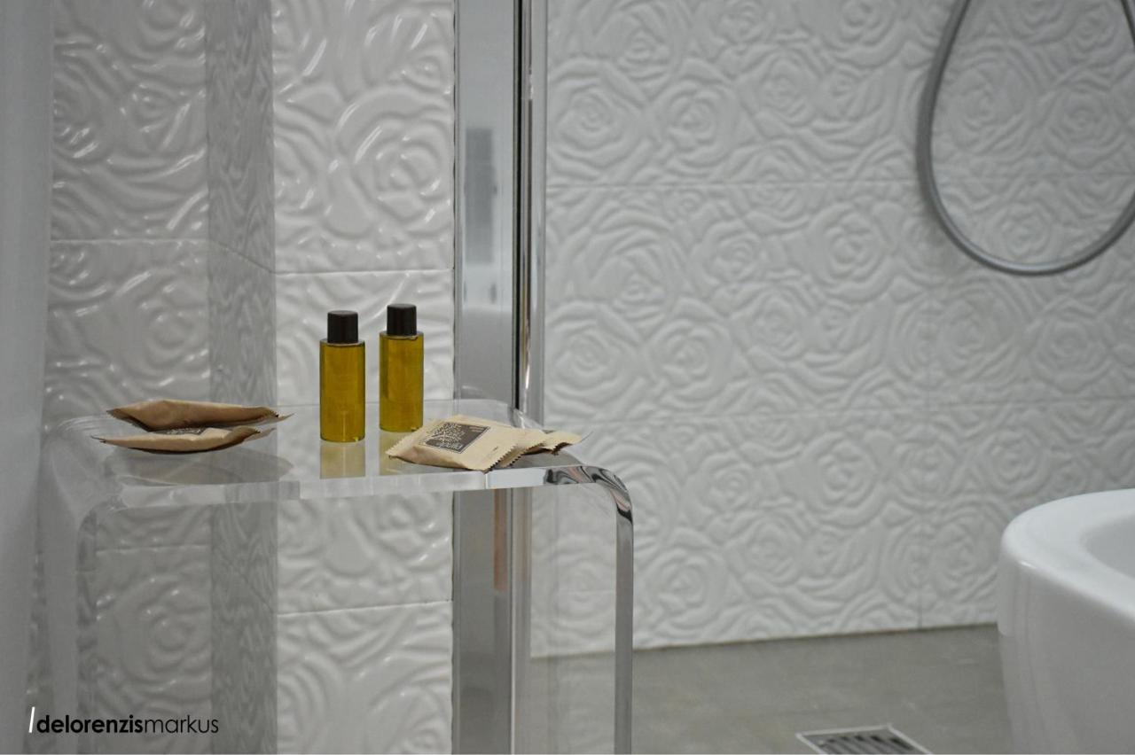 Les 3 Chambres Lecce Bagian luar foto
