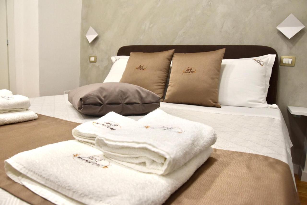 Les 3 Chambres Lecce Bagian luar foto